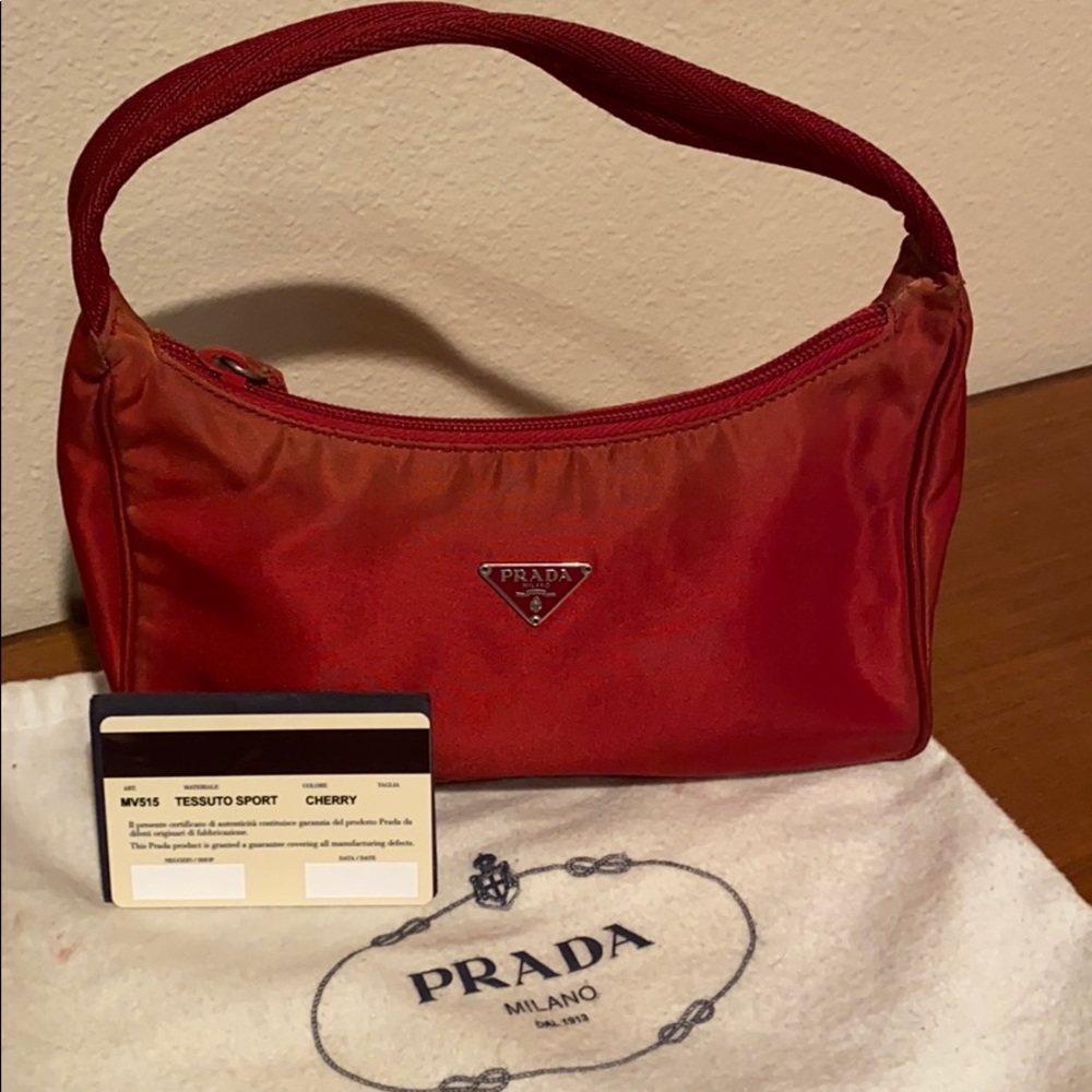 Pre- Owned Prada Tessuto Sport Bag